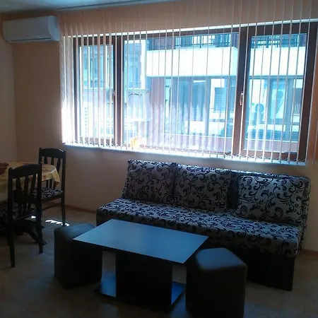 Apartament Lachezar *